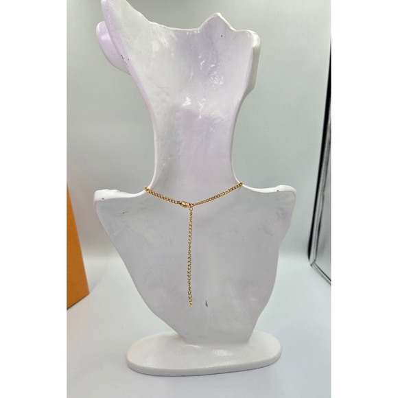 Louis Vuitton charm on 18k gold plated chain - Picture 3 of 7